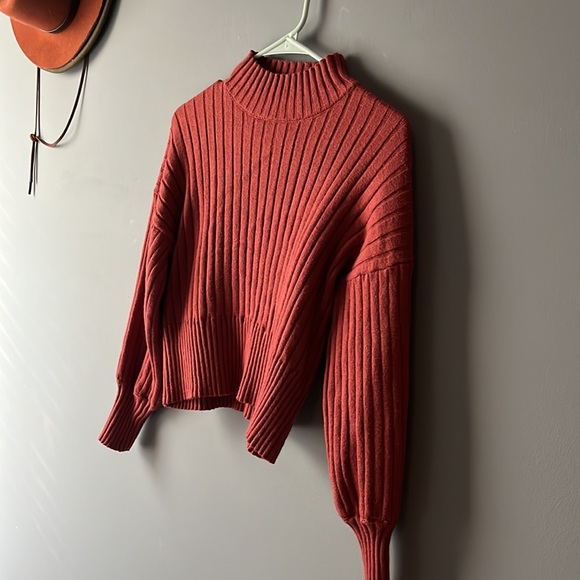 Sienna Red sweater - Picture 3 of 5